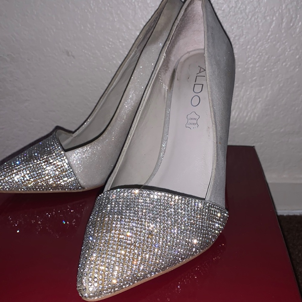 Silver heels from Aldo’s size 6 to 6 1/2